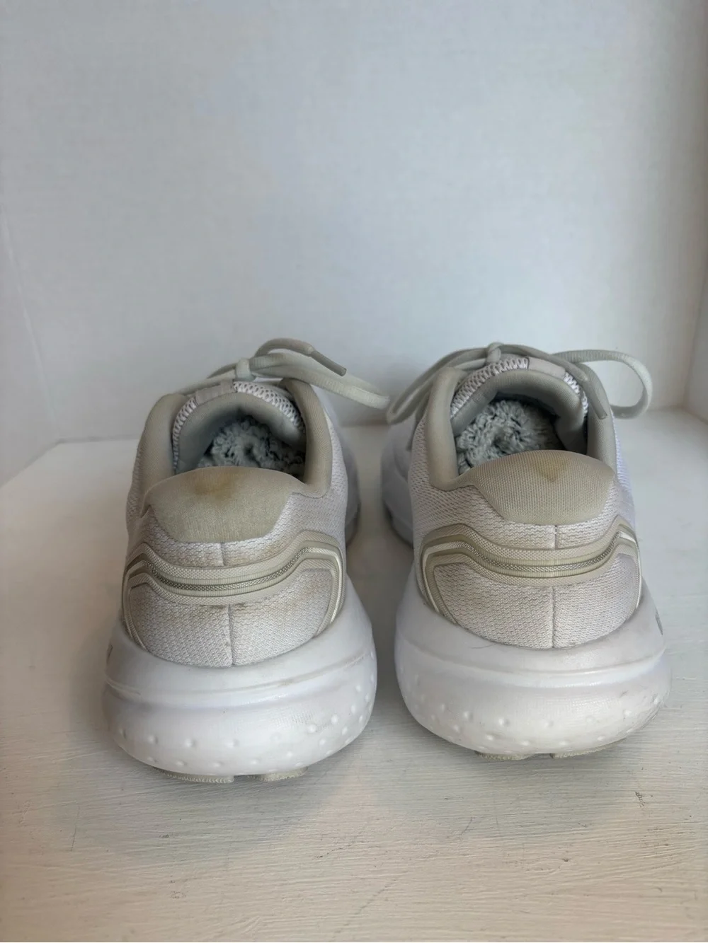 Brooks Glycerin 21 White Running Shoes Lace Up Mesh size women’s 10.5